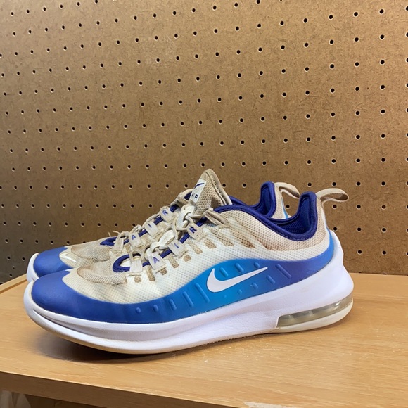 Nike Air Max Axis Sneakers Size 8.5 Women’s - Picture 2 of 12